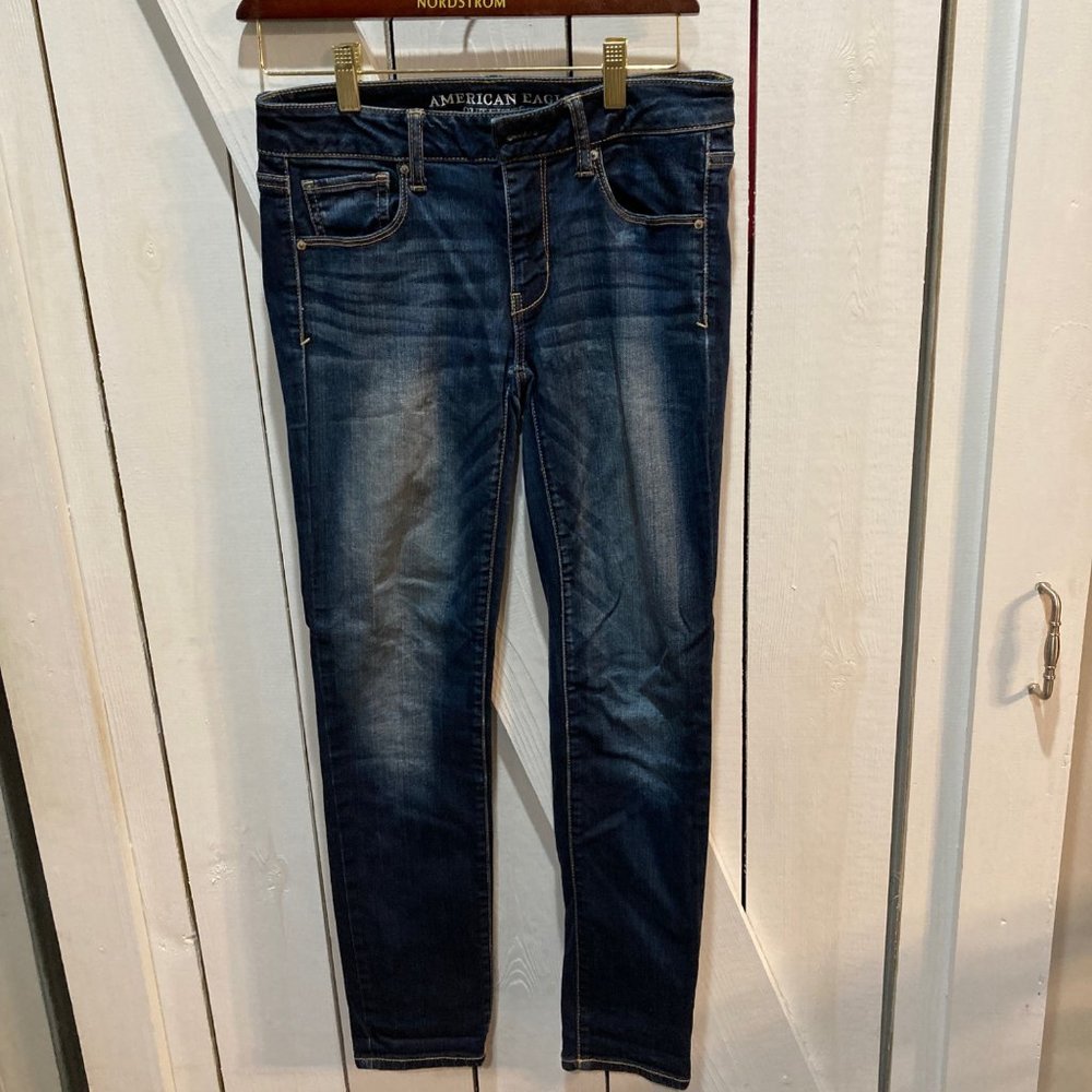 American Eagle dark wash skinny jeans 4 short